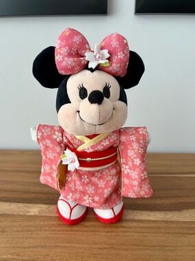 Disney Nuimo: Minnie in her Kimono